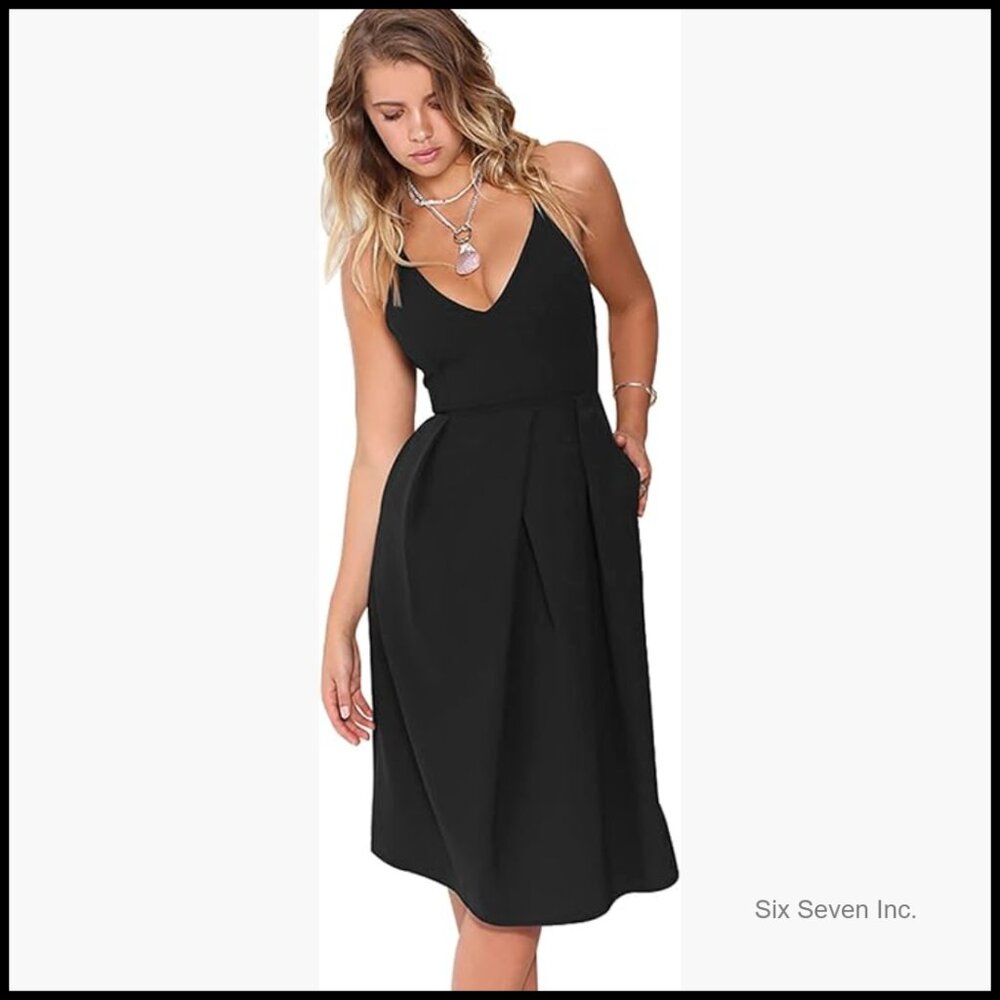 Deep V Neck Adjustable Spaghetti Straps Sleeveles… - image 1